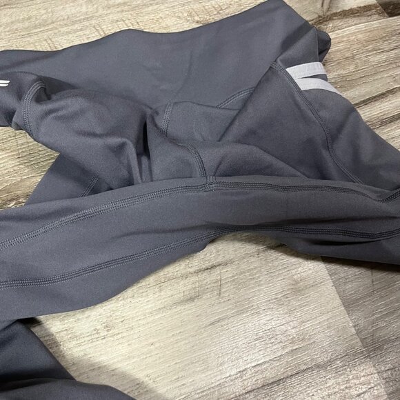 Fabletics Athletic Trinity High Rise Pocket Yoga Pants Grey NWT Women’s Sz S / 6 - Picture 7 of 9
